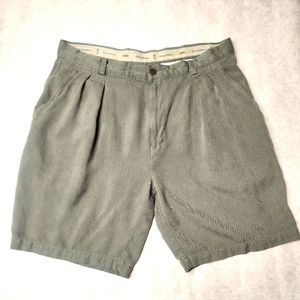 #BOGO Tommy Bahama Relax Pleated Front 100 % Silk Shorts Men's Size 36 Green